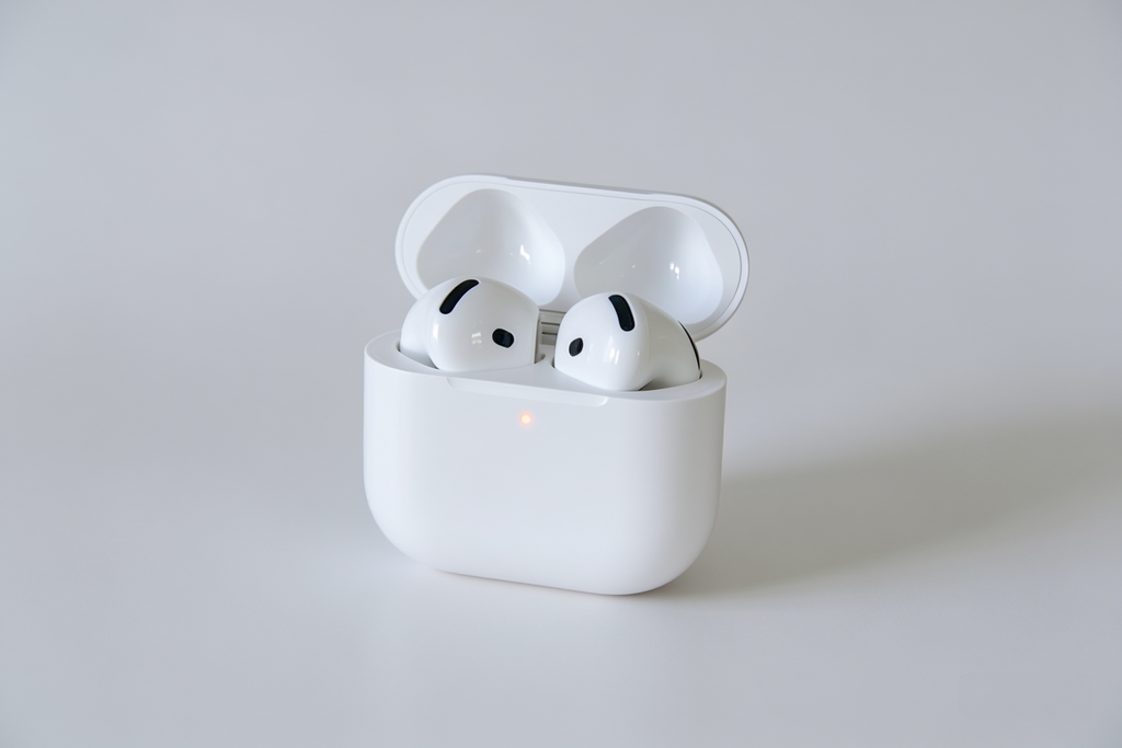AirPods 4